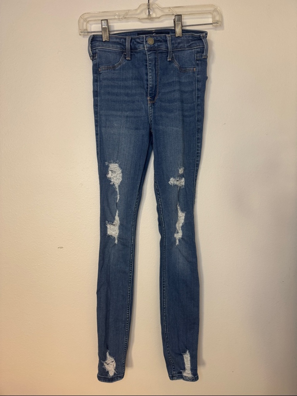 Hollister Distressed Women's Skinny Jeans